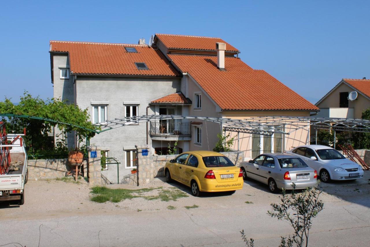 Apartments And Rooms With Parking Space Njivice, Krk - 5458 Exterior foto