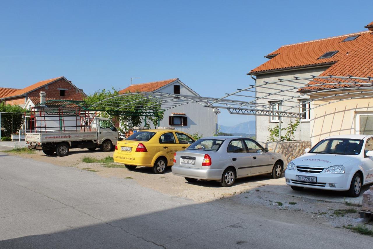 Apartments And Rooms With Parking Space Njivice, Krk - 5458 Exterior foto