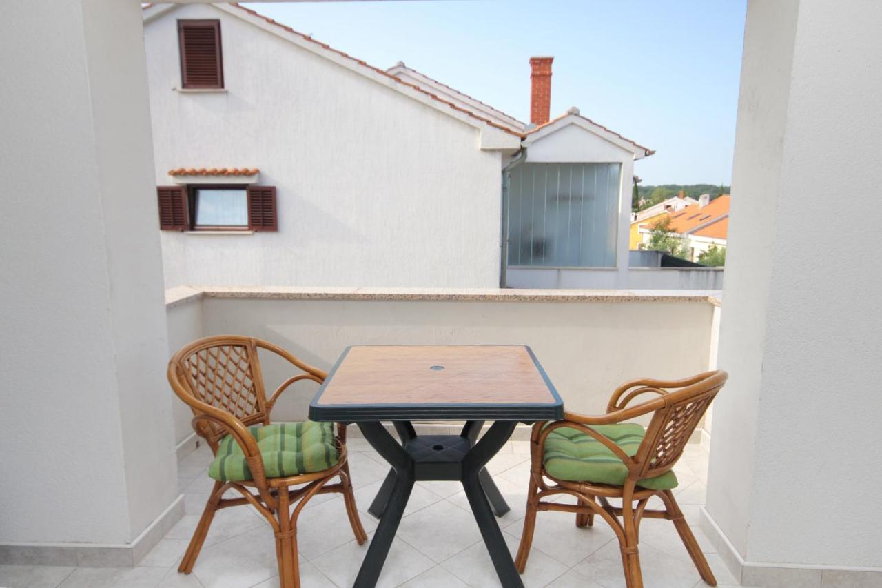 Apartments And Rooms With Parking Space Njivice, Krk - 5458 Exterior foto